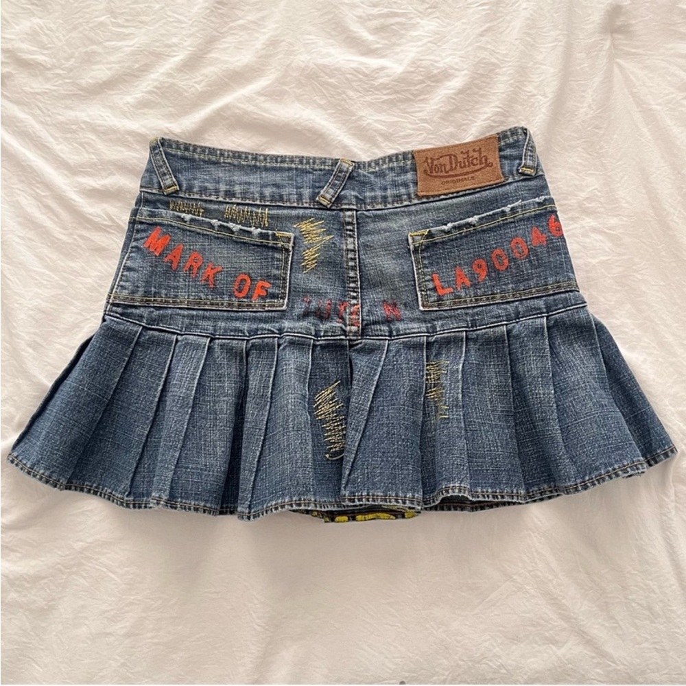 VON DUTCH Originals Denim Pleated Short Mini Skirt Y2K Flair Rare Screen Print​ - Picture 6 of 7